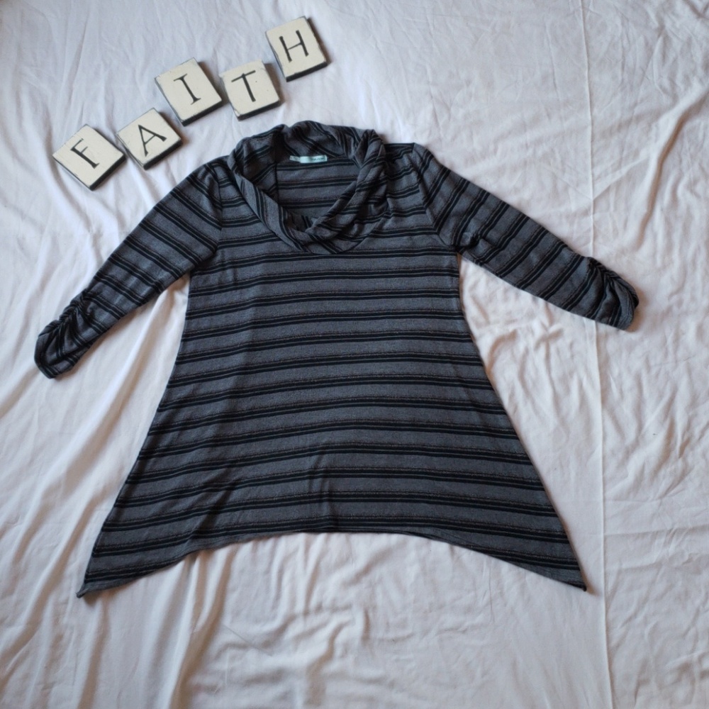 Black and grey tunic